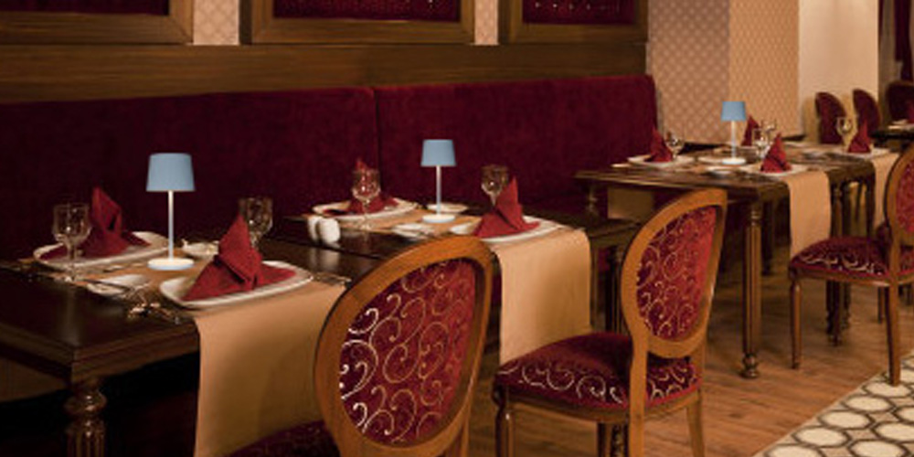 table lamp for restaurant